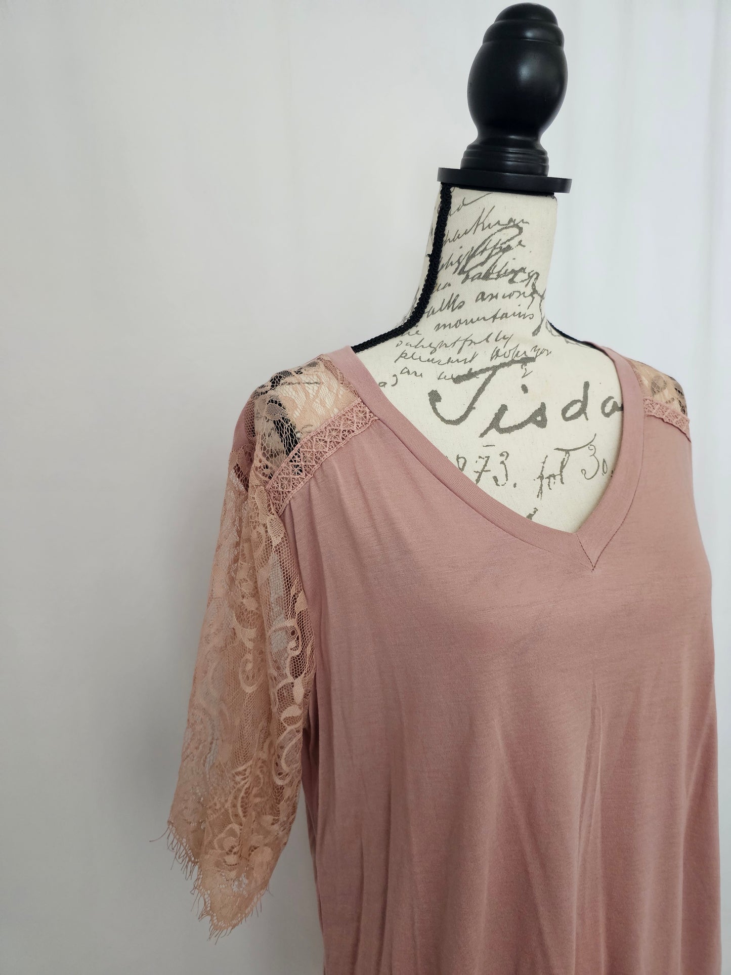Grace and Emma Mauve Lace Short Sleeve Top